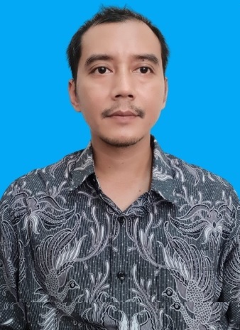 Dr  Sigit Purnama