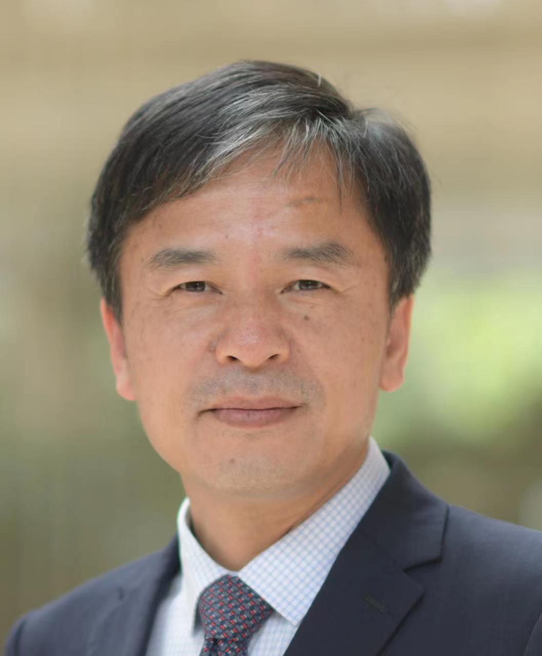 Canhua Huang